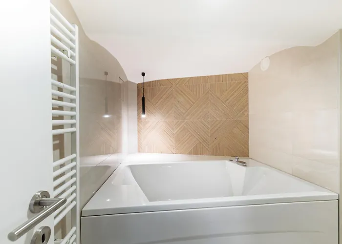 Cozy 2bdr - Perfect Location In Apartmán *