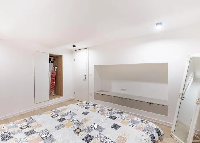 Apartmán Cozy 2bdr - Perfect Location In *