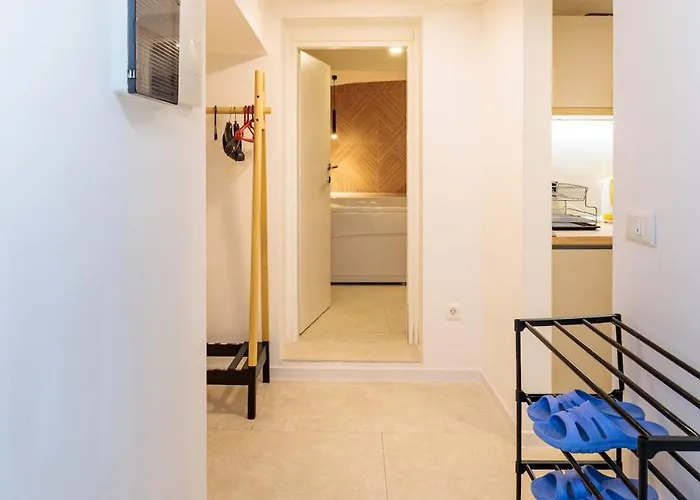 Cozy 2bdr - Perfect Location In Apartmán *